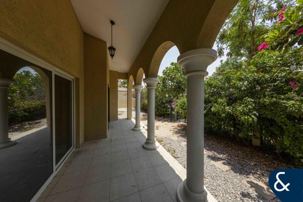 4 Bed Bungalow | Close To Gate | VOT